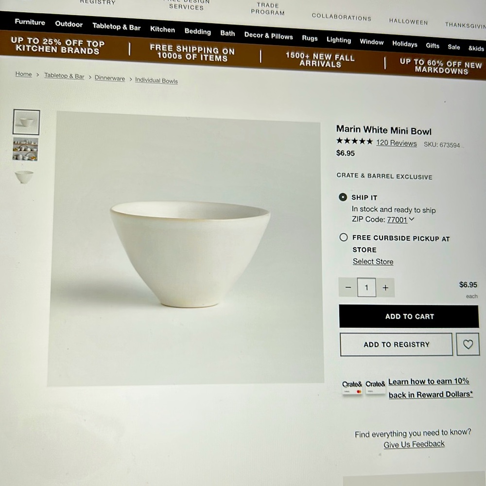 3 white bowls.